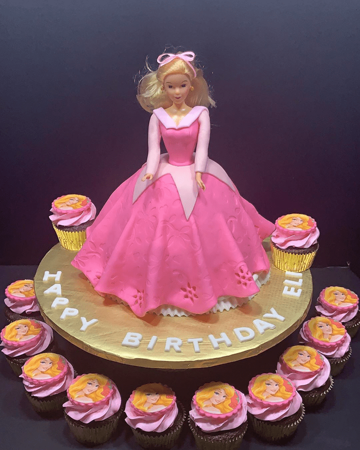 Classy Sleeping Beauty Cake