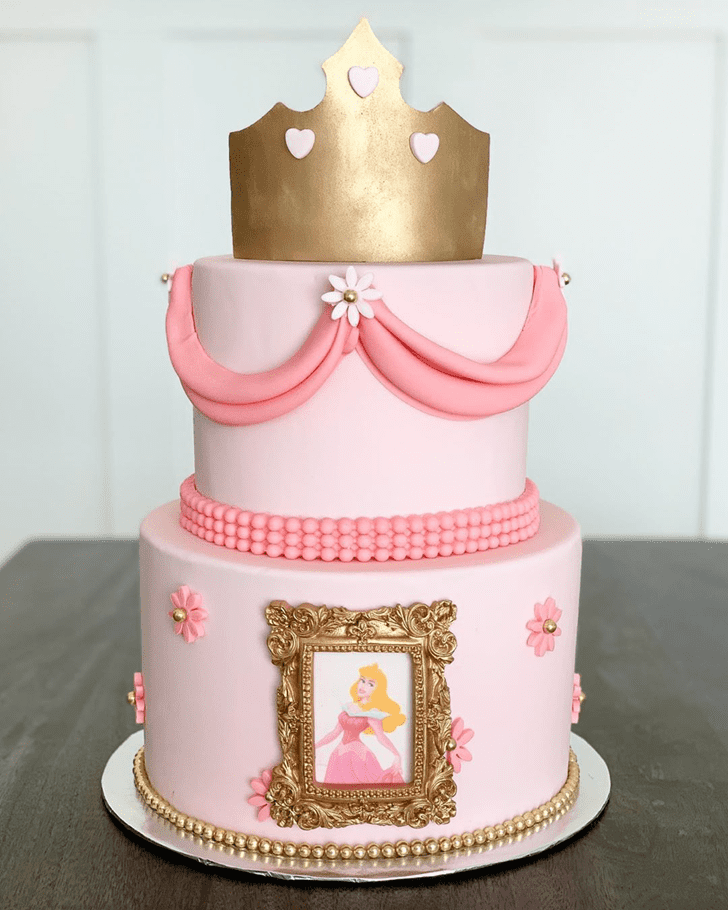 Delicate Sleeping Beauty Cake