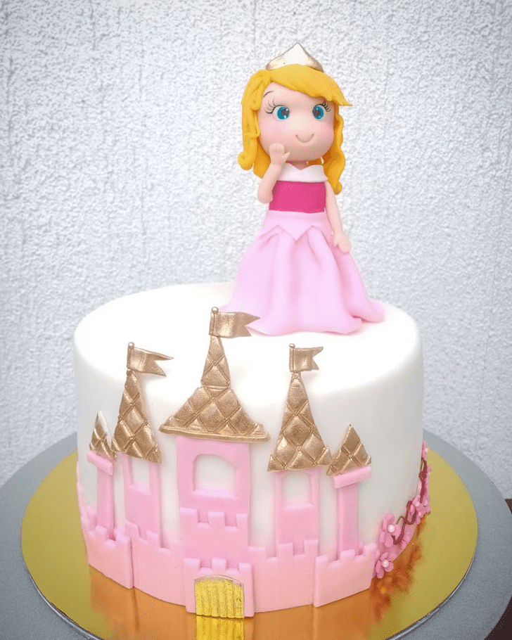 Gorgeous Sleeping Beauty Cake