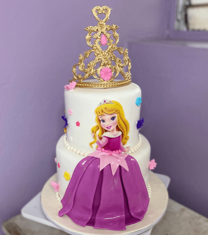 Pretty Sleeping Beauty Cake