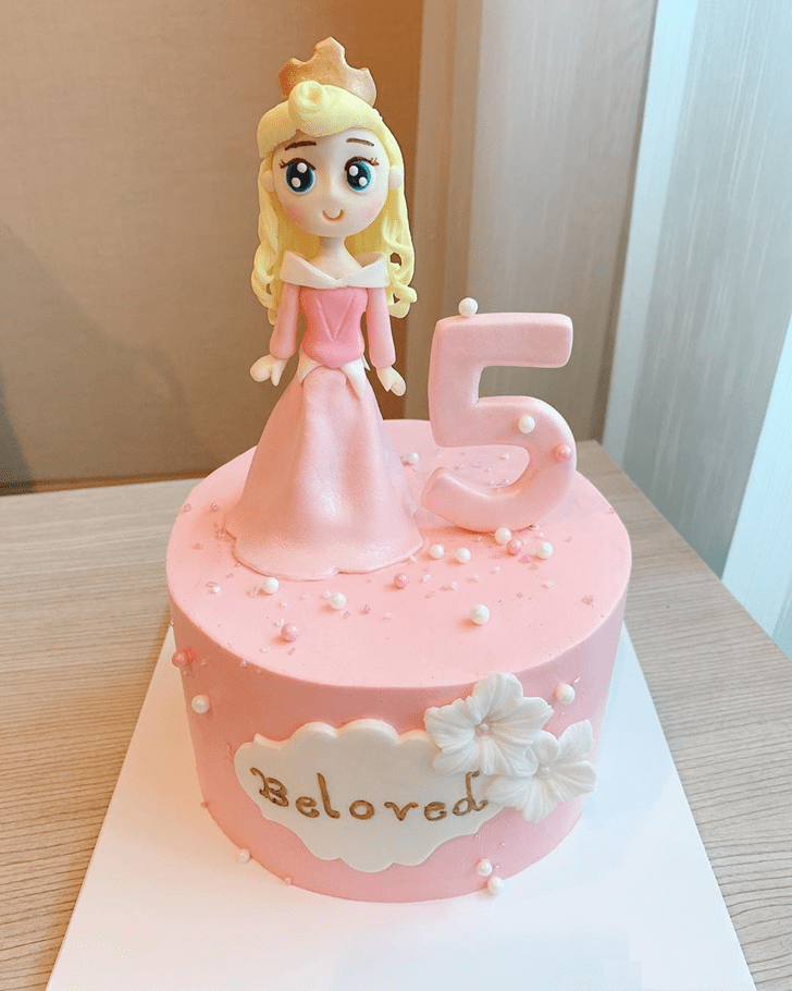 Wonderful Sleeping Beauty Cake Design